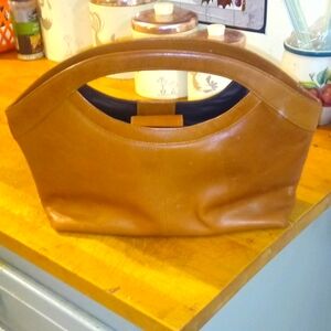 Woman's fashion purse